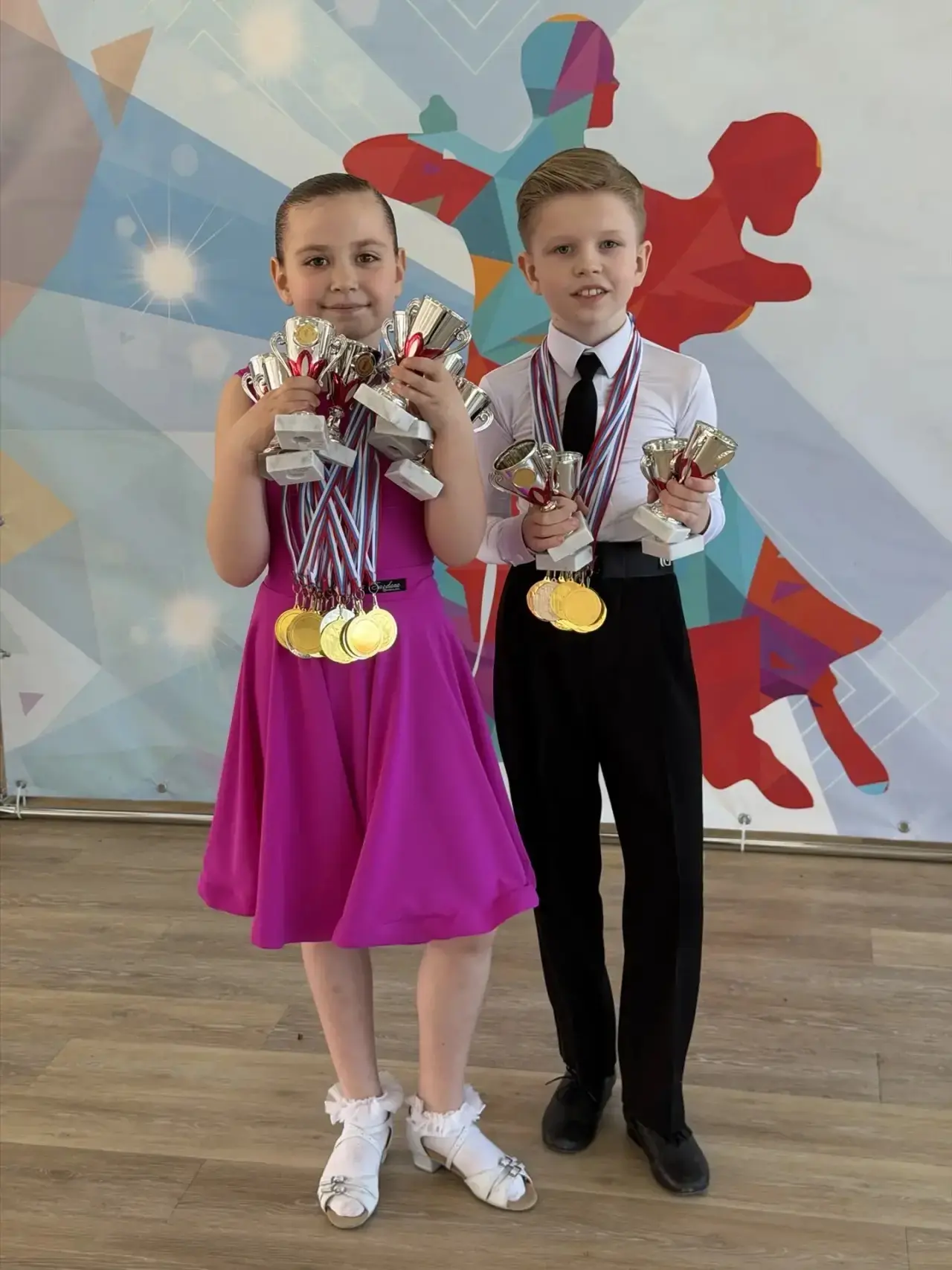 🌟🏆 Поздравляем нашу талантливую танцовщицу Кузнецову Софию с блестящими достижениями на Традиционном