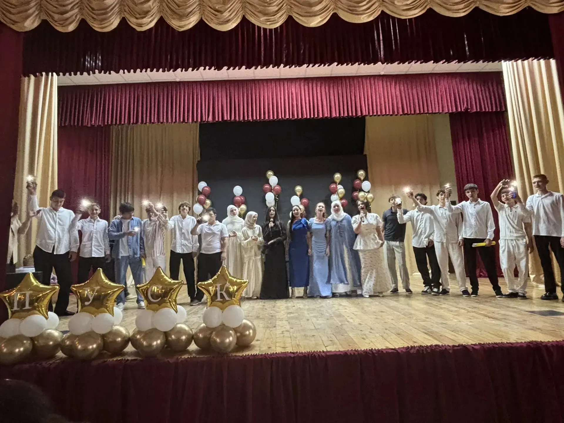 🔔Важный шаг во взрослую жизнь!

🎉26 июня 2026 года в нашей школе прошла торжественная церемония вр