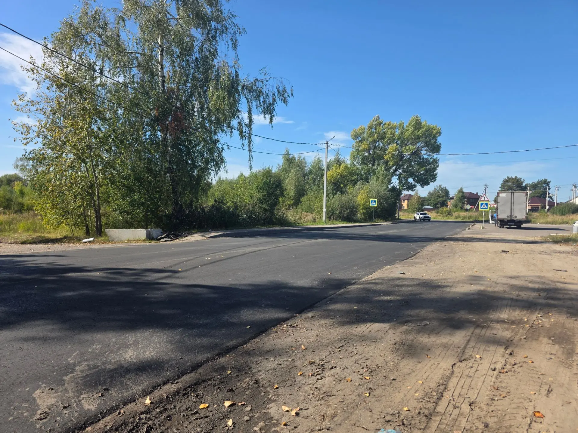 🛣 На улице Железнодорожной в Озёрах уложили новый асфальт. Жители района «Челноки» бла...