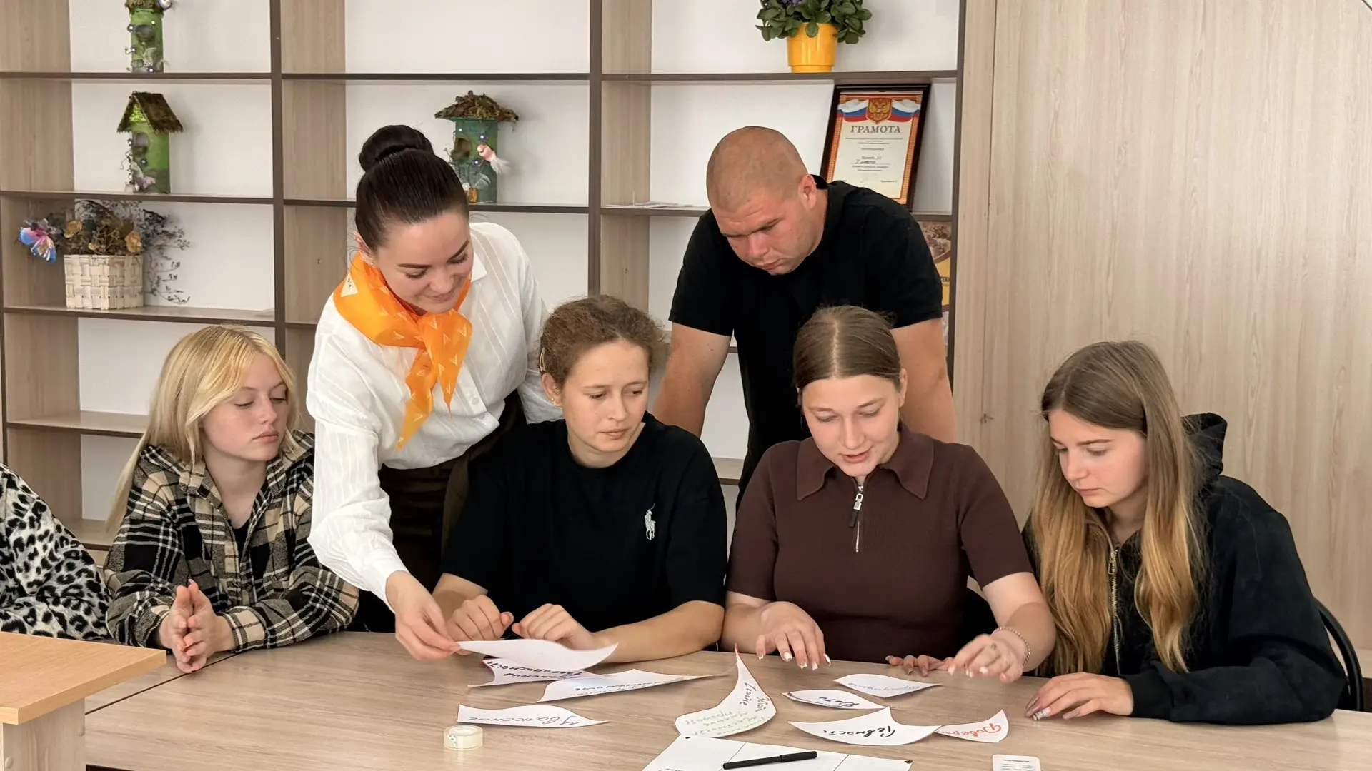 🎓Психологическая гостиная в ХАУ: о любви, семье и ценностях!  📌В Херсонском аграрном университете дл