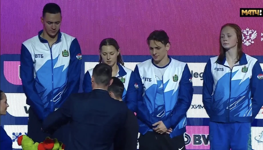 СЕРЕБРО У СБОРНОЙ КАЛУЖСКОЙ ОБЛАСТИ! 🥈🏆

Четвёртый день чемпионата России по плаванию в Казани про