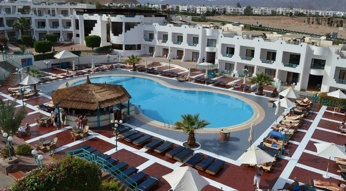 4 SHARM HOLIDAY RESORT