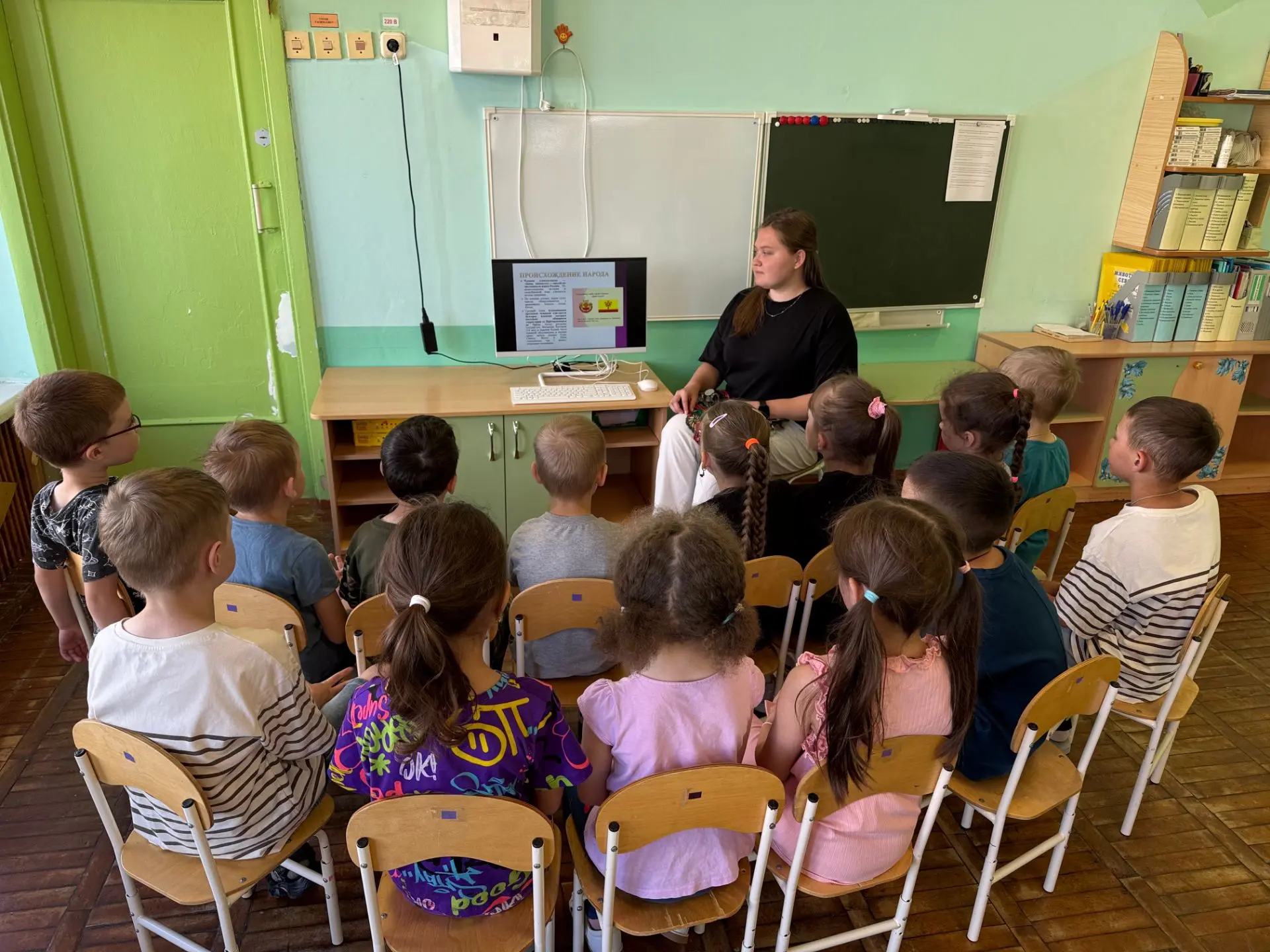 Праздничная неделя, посвященная дню города продолжается. Сегодня с воспитанниками детск...
