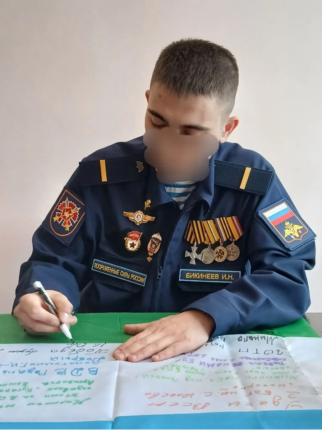 📌Сегодня на нашем торжестве, посвященном "Последнему звонку-2026"было много гостей: ро...