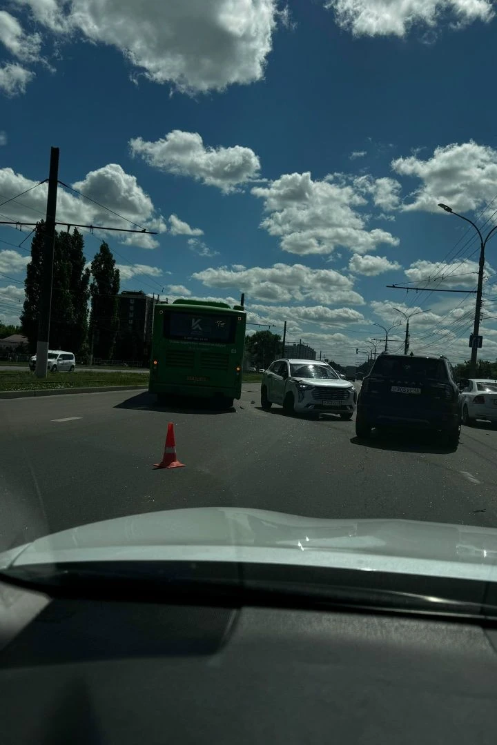Энгельса в сторону Кулакова