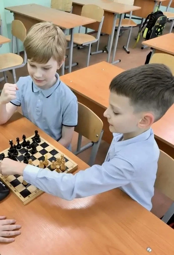 18 мая состоялись итоговые турниры по шахматам и шашкам 🏆 «Кубок победителя»среди учащихся ДО «Шахма