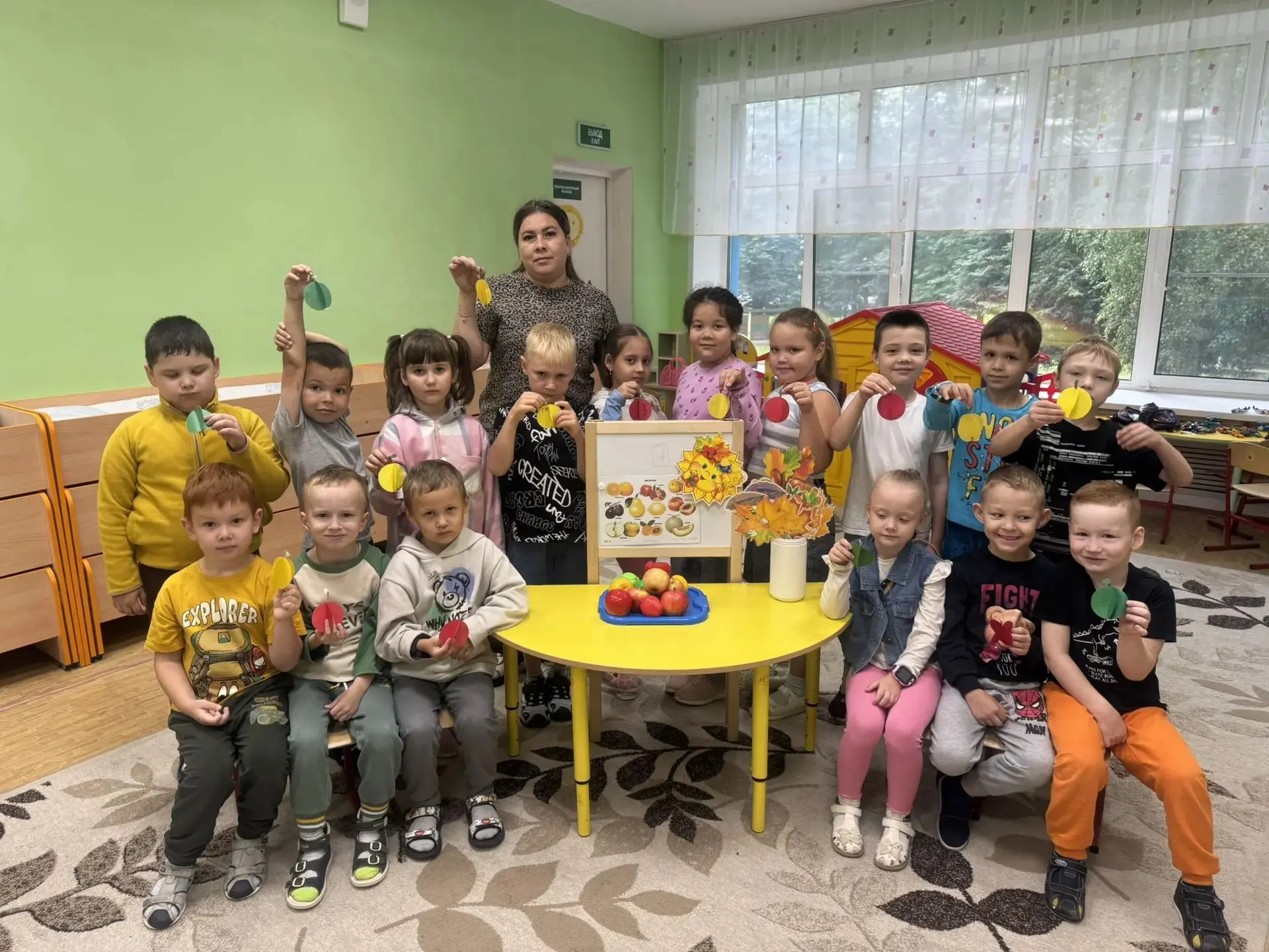 Сегодня на календаре особенный день — Яблочный Спас 🍎🍏!
