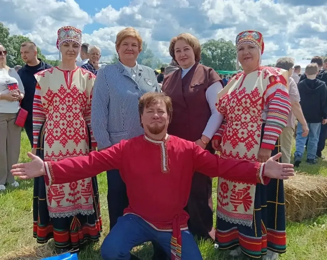 🍃В день Святой Троицы в селе Вадовские Селищи Зубово-Полянского района Республики Морд...