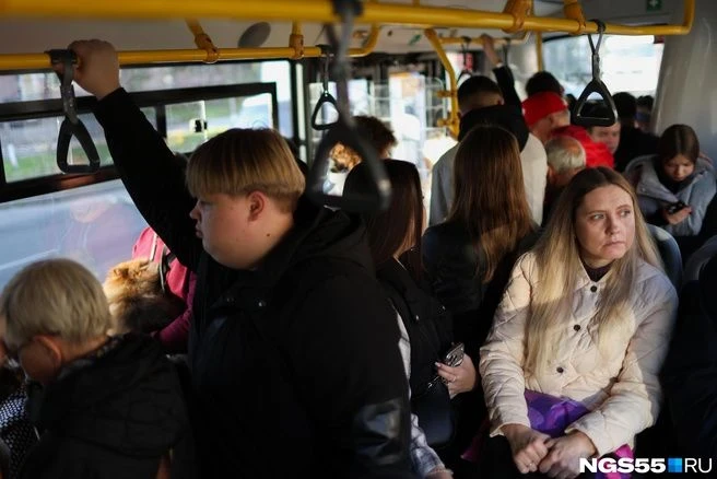 🚌 Омичи жалуются на давку в автобусах