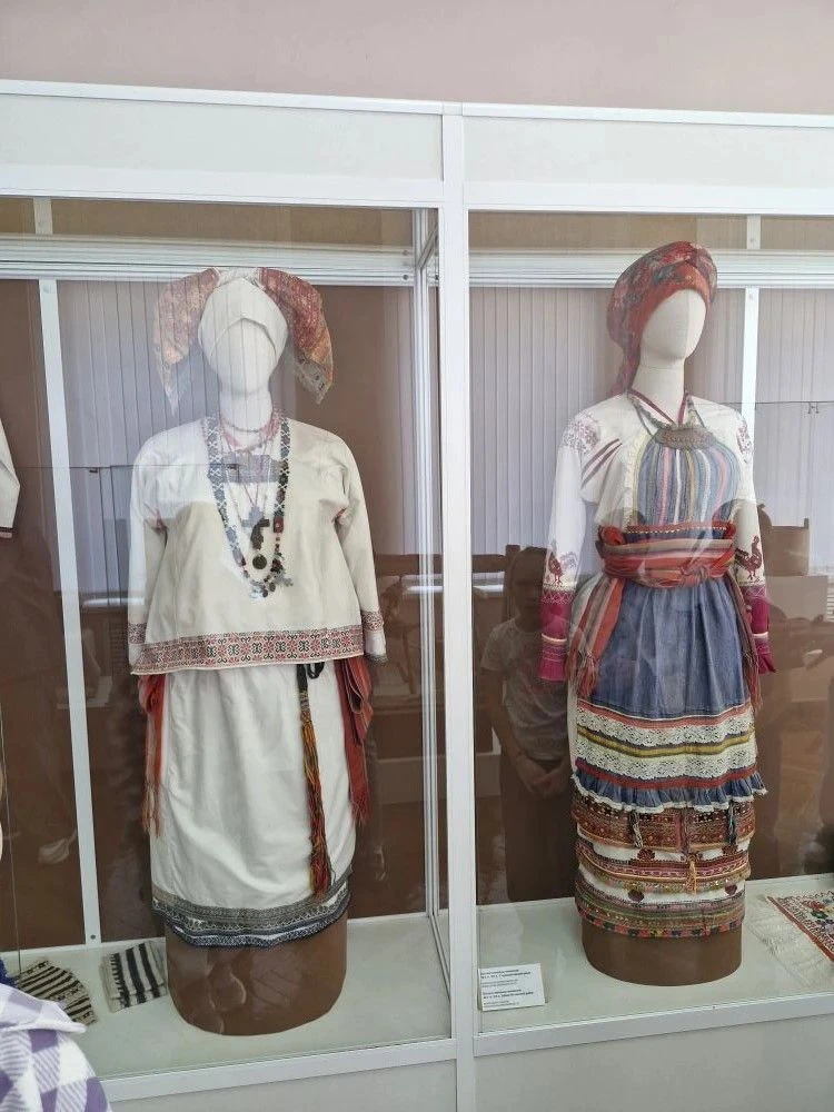 В гостях у мордовских традиций: экскурсия в музей национальной культуры. Ученики 2 класса Б (классны
