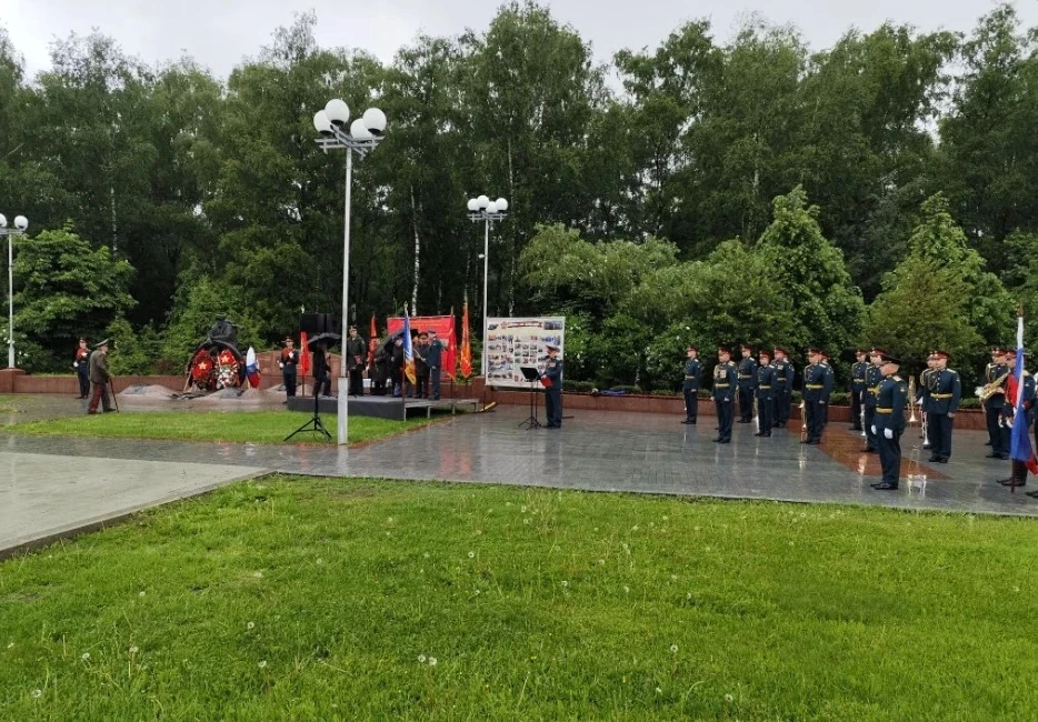 🚛 ВУЦ МАДИ принял участие в торжественном митинге в День военного автомобилиста