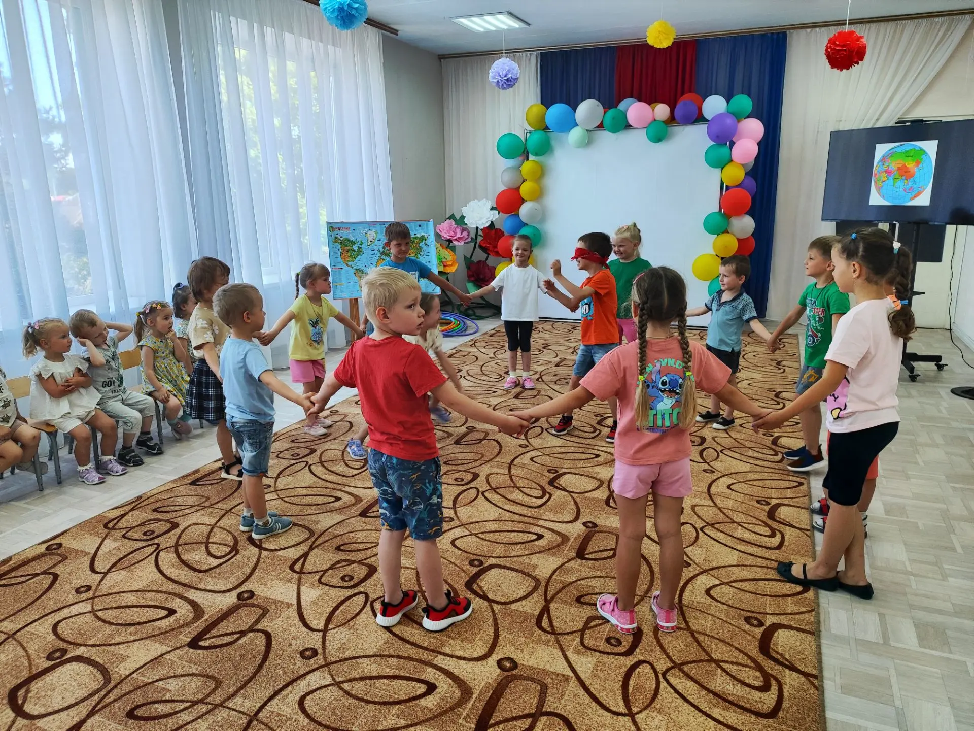 Сегодня в детском саду прошел познавательный досуг «Игры народов мира»
Народные игры имеют многовеко