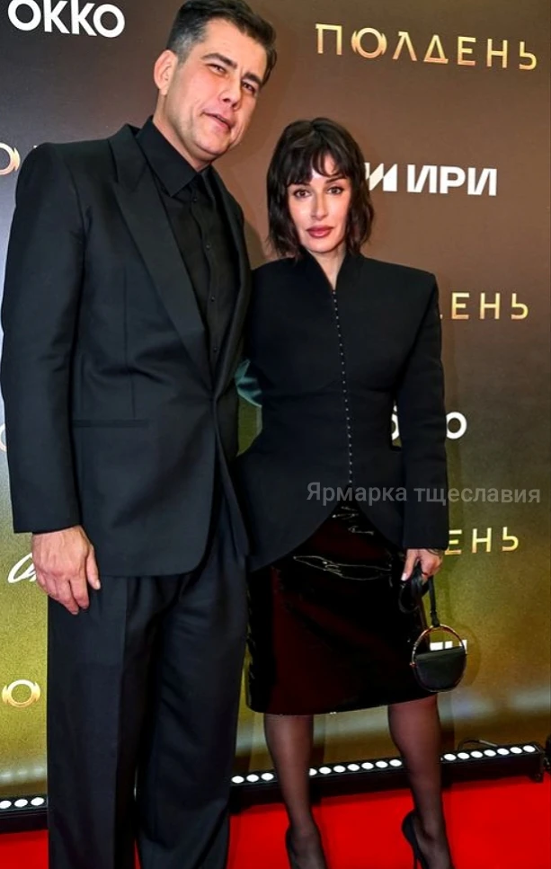 Звездуны собрались на премьеру сериала "Полдень":