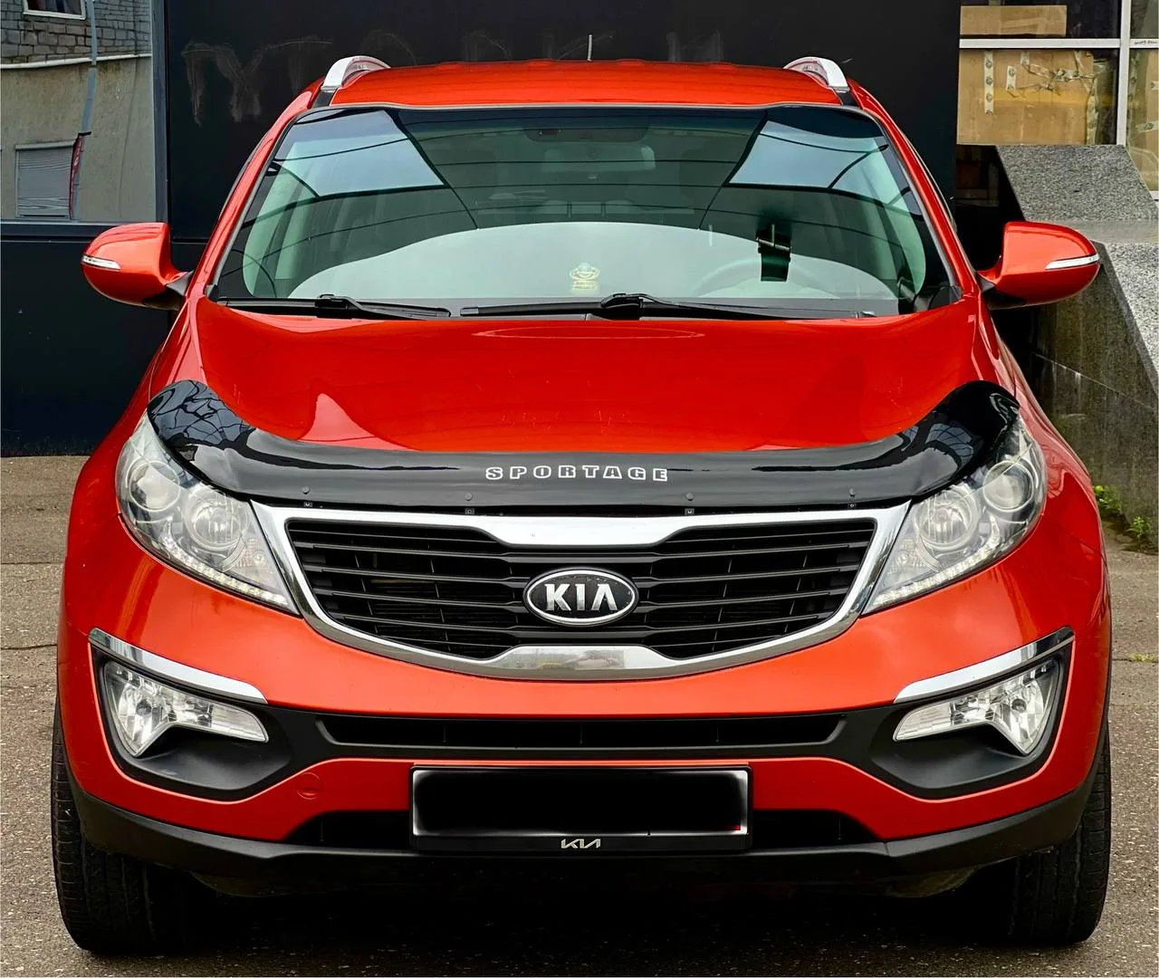 KIA Sportage 2011год 2.0 бензин ,КПП-Механика ,пробег176.000км ,отличное состояние ,двигатель коробк
