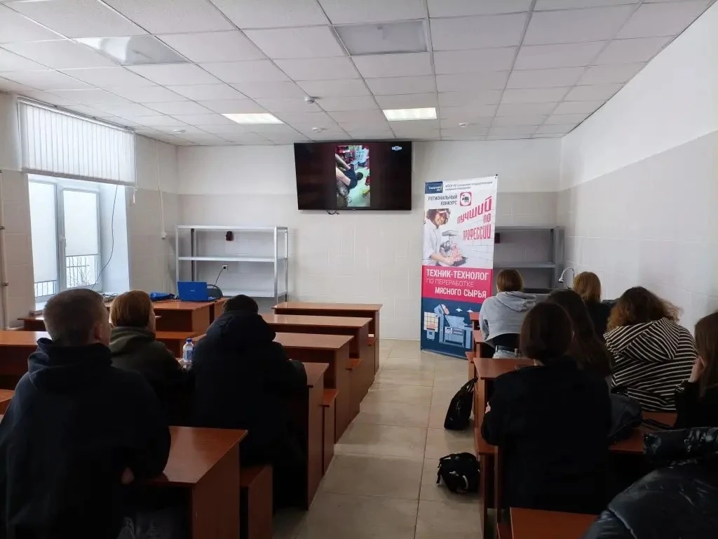 Фильм «Предательство» в Самарском ГАУ 🎥  На этой неделе в рамках кураторских часов студенты Самарско