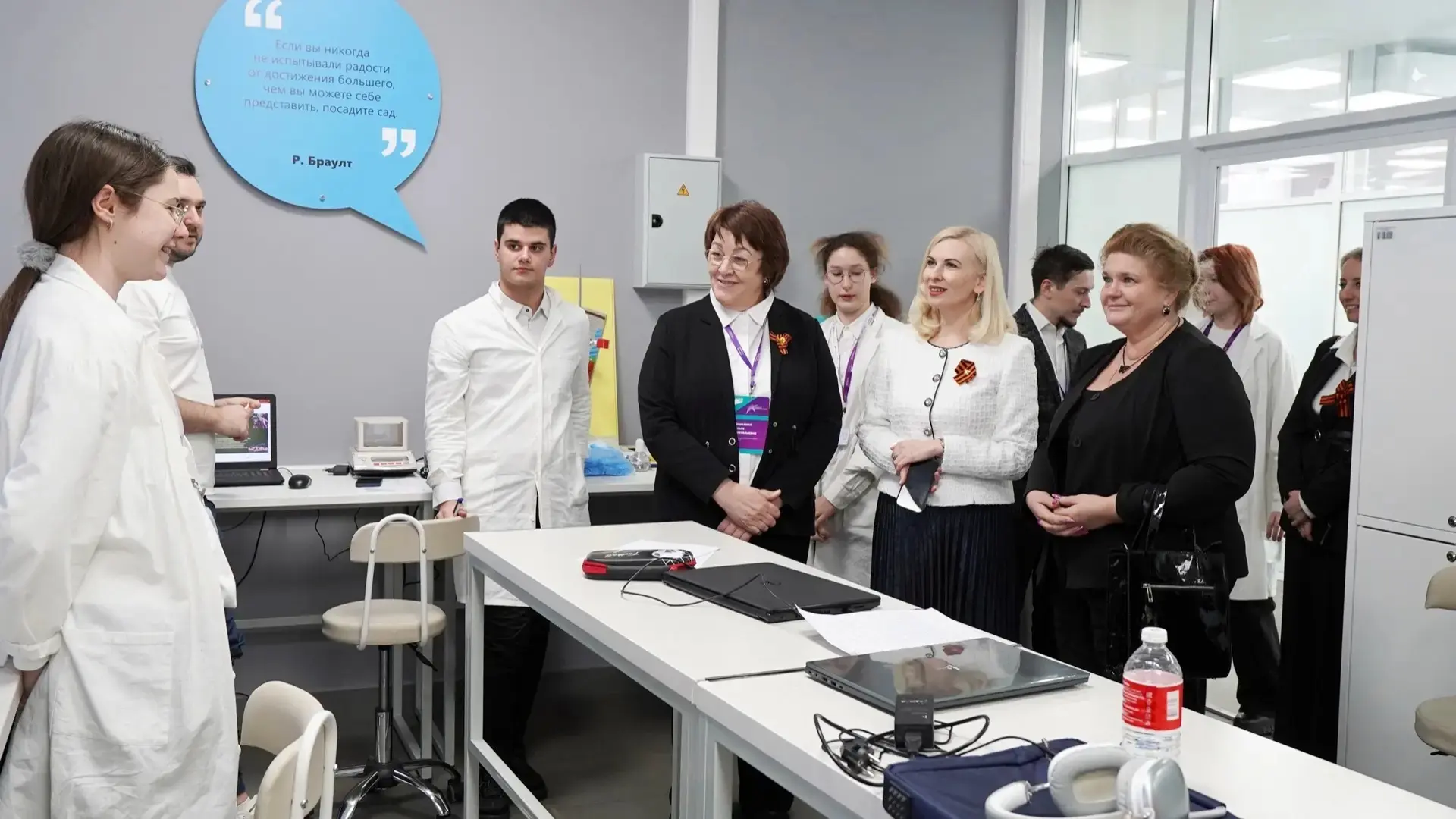 📣Уважаемые десятиклассники Ставропольского края!  Приглашаем вас принять участие в региональном этап