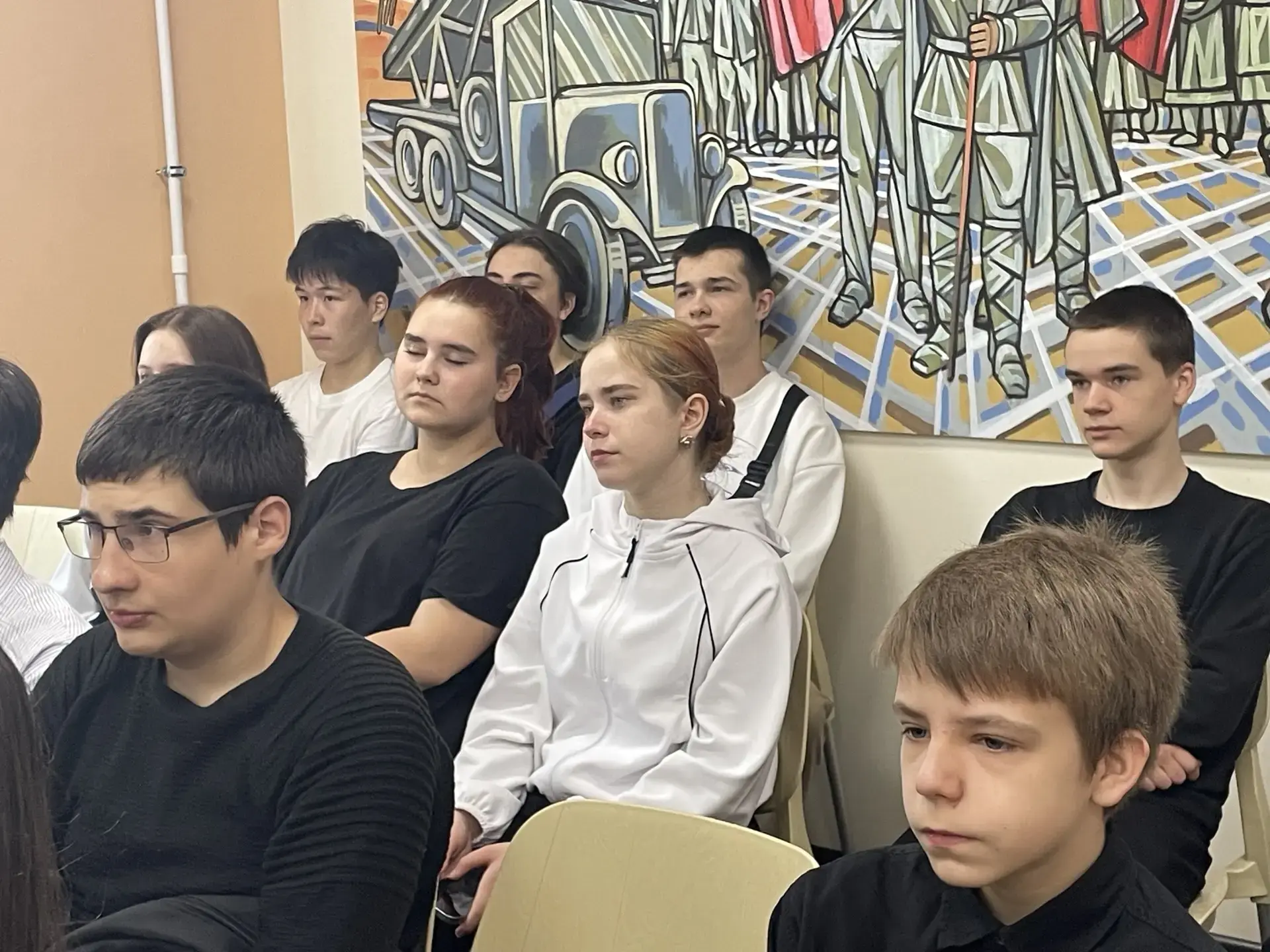 🗓 13 мая 2026 года во Всеволожской детской библиотеке прошла важная встреча для тех, кто стоит на по
