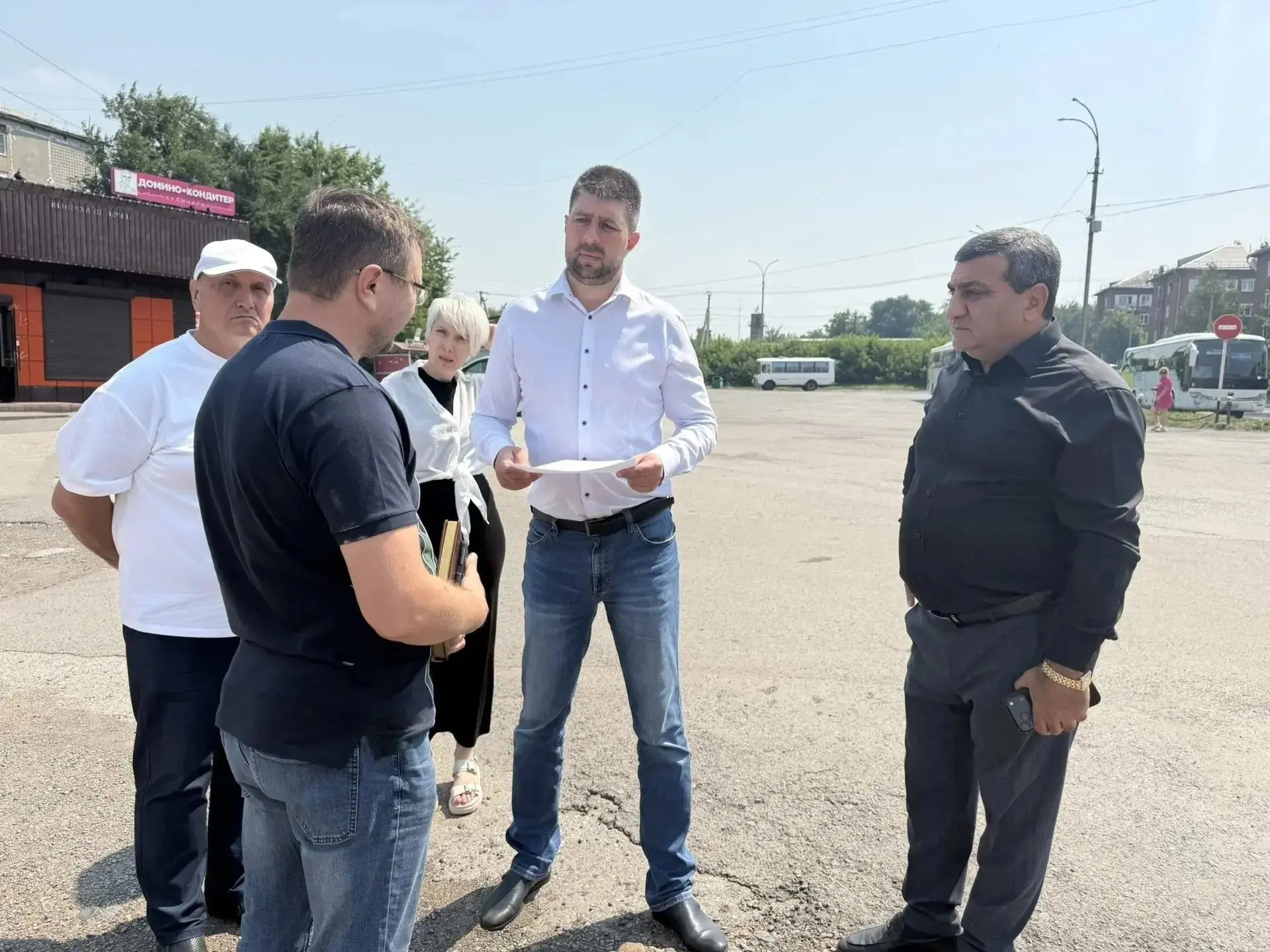 Киселевск летний: продолжаются работы по капитальному ремонту дорожного полотна на улице Гагарина в 