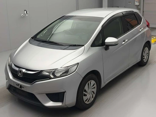 Друзья, Honda Fit 2013 года в идеальном состоянии уже ждет своего покупателя в г. Томск...