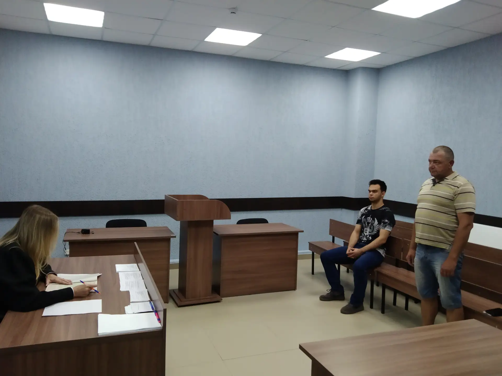 «Нашел наркотик и употребил»

46-летний житель п. Тим привлечен к административной ответственности з