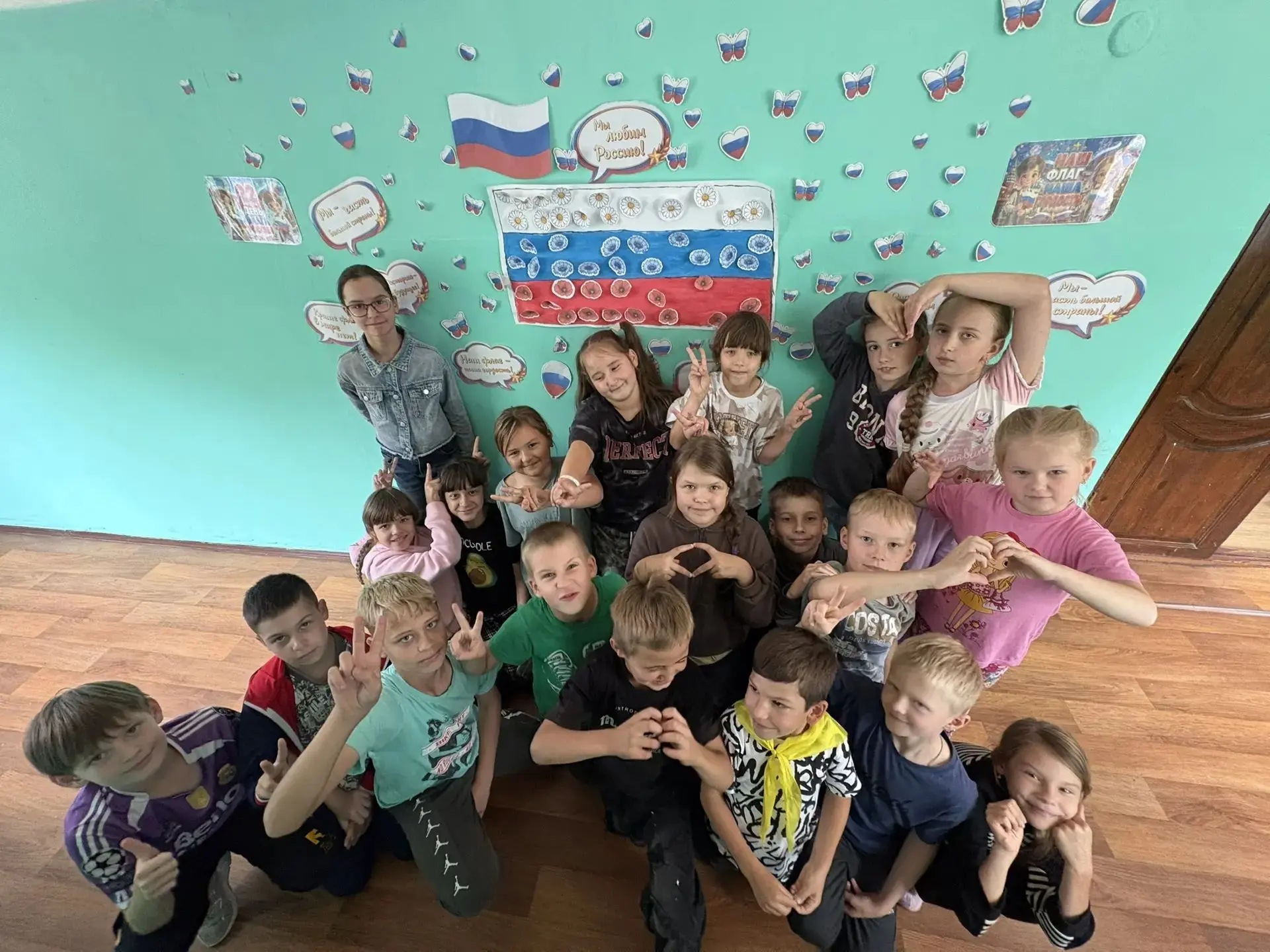 🌟 Третья неделя в лагере «Орлята России» завершилась на высокой ноте! 🇷🇺