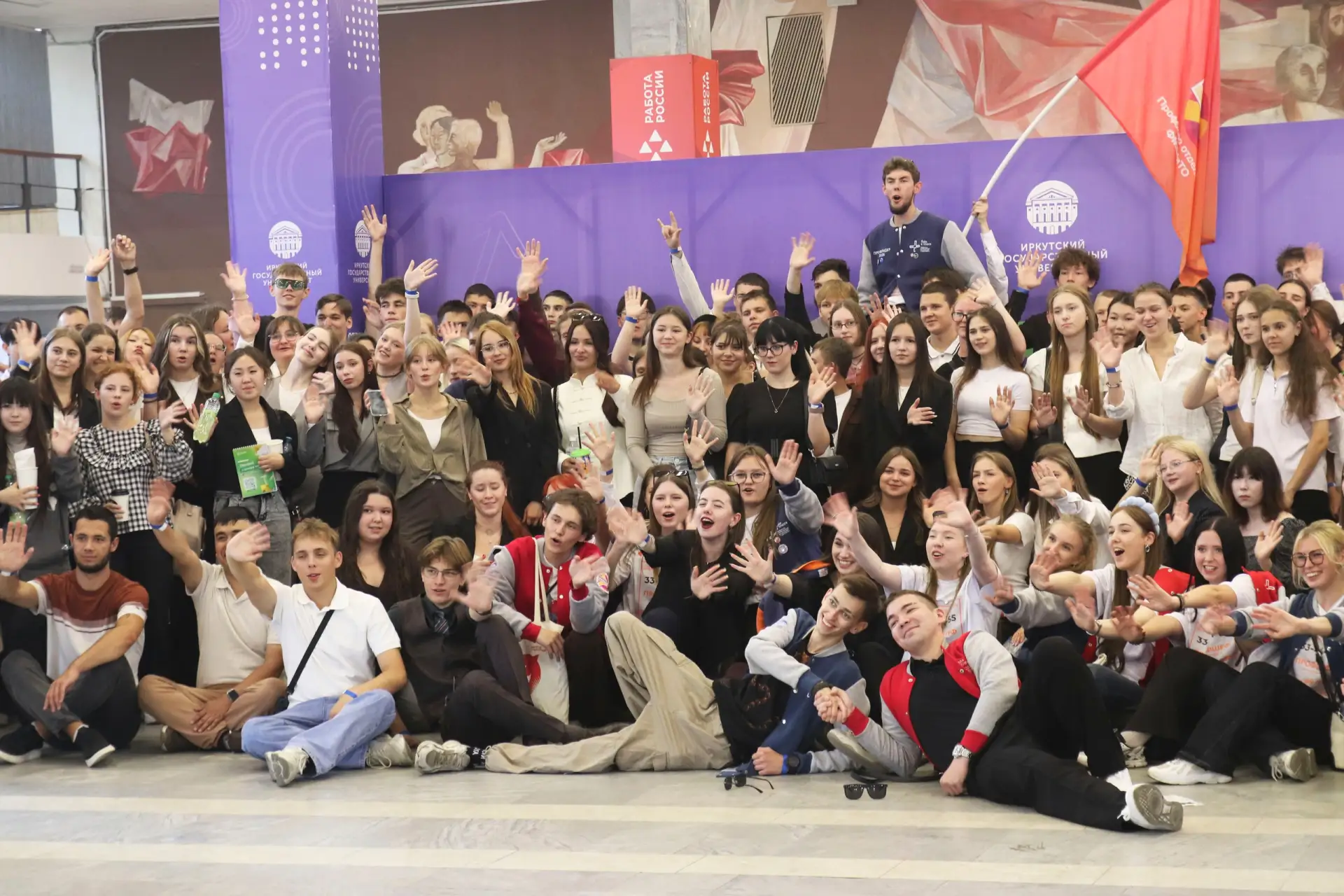 👀 Первокурсник, возможно, ты попал в фотообъектив ИГУ 📸