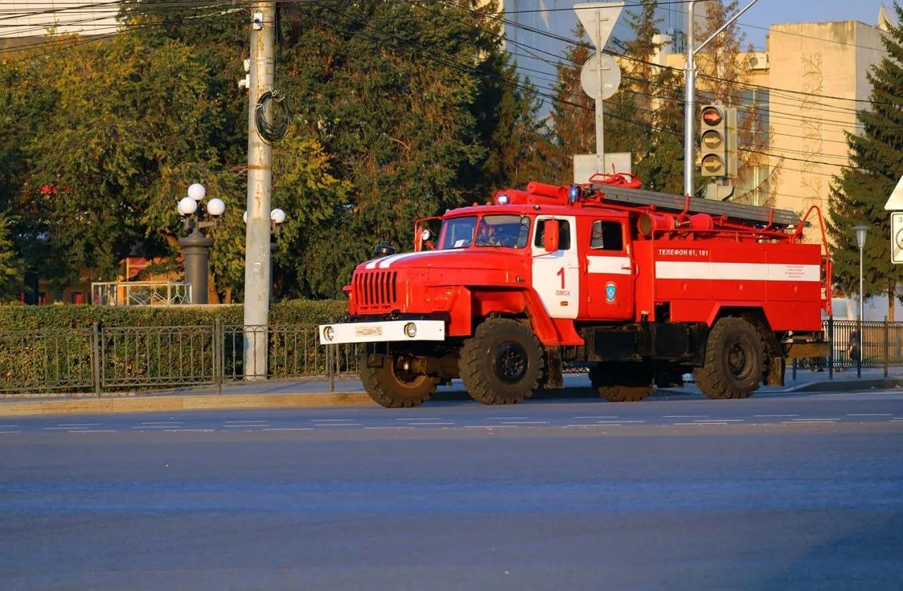 Пожар произошёл в омском онкодиспансере.

Предварительно, всё началось в абдоминальном отделении на 