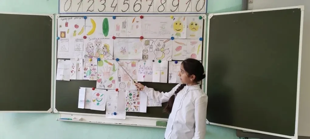 В нашей школе прошли тематические классные часы, посвящённые «Неделе здорового питания»...