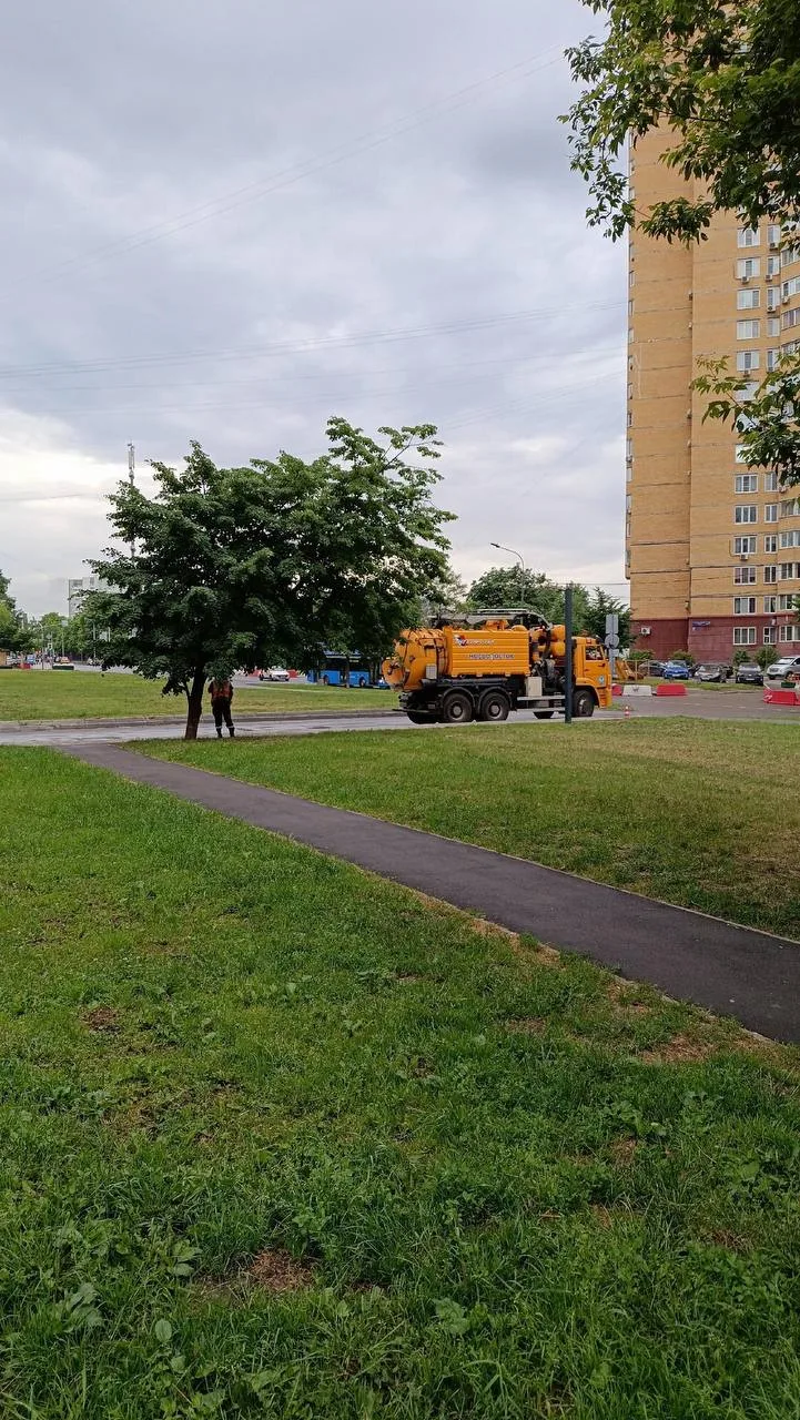 🌧 На Клязьминской улице к сезону дождей готовы

Начался сезон дождей, и аварийная машина Мосводосто