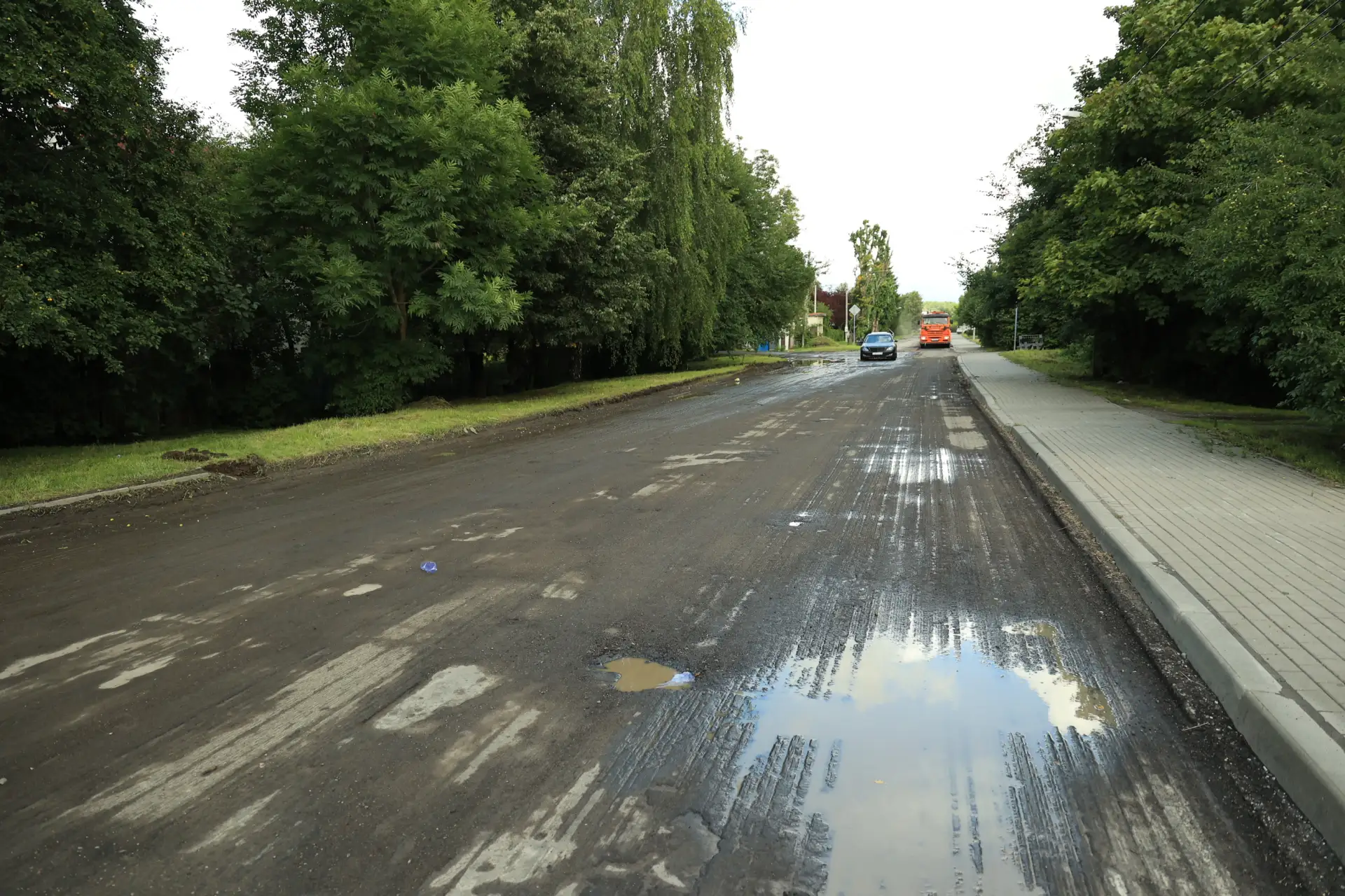 🚧 20 июля стартовал ремонт улицы Подполковника Половца – она находится рядом с филармонией им. Е.Ф.