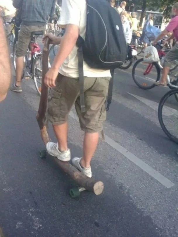 🛴 Самокаты уходят под цифровую опеку: аренда только через Госуслуги