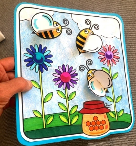 Делаем с детьми. Летняя поделка "Пчёлки".🐝

Начальная школа