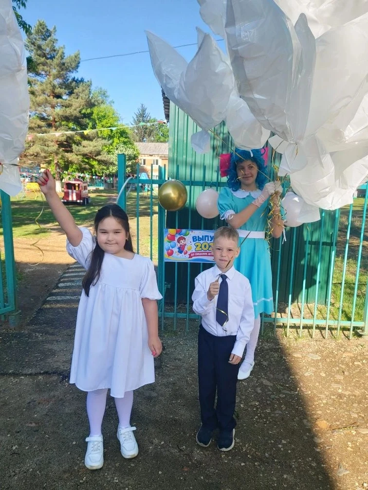Вот и пролетел ещё один волшебный праздник.🥳 Мы с лёгкой грустью и огромной гордостью ...