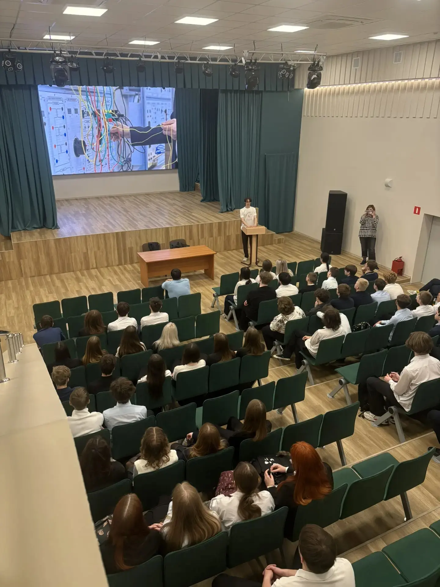 📍ПРОФОРИЕНТАЦИЯ 📍    Для учащихся 9-х классов была организована профориентационная встреча, на котор