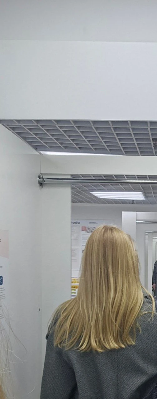 Девочки, на фото волосы после прогулки, ветра и пыли, не расчёсанные.