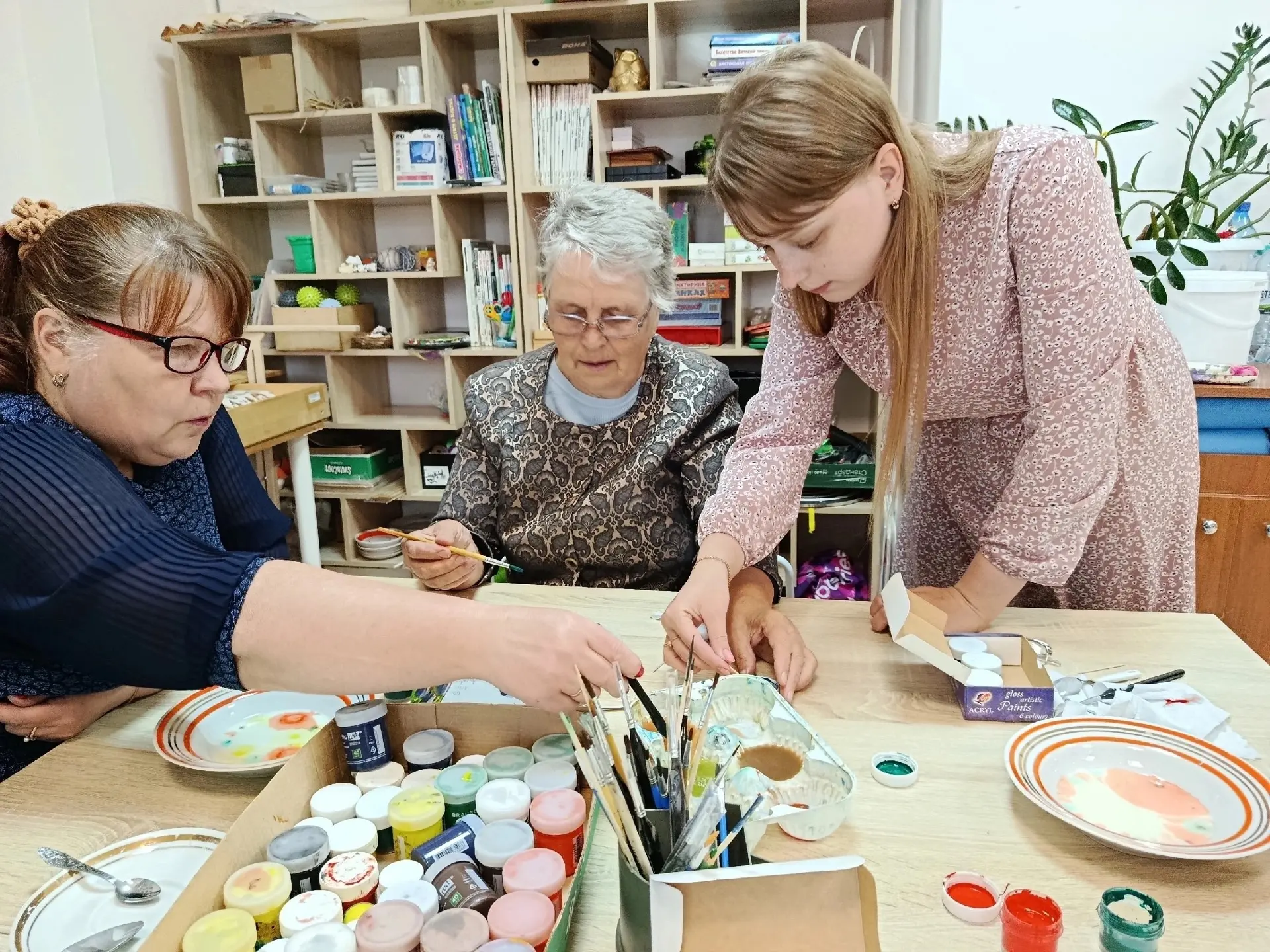 Мой мир 🎨 
В творческом объединении «Золотой возраст» Подосиновского отдела центра социального обсл