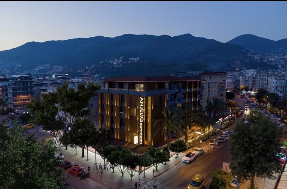Очень частый запрос на Турцию в июле 🇹🇷   Anjeliq Downtown 3*  Небольшой отель в центре Аланьи, на п