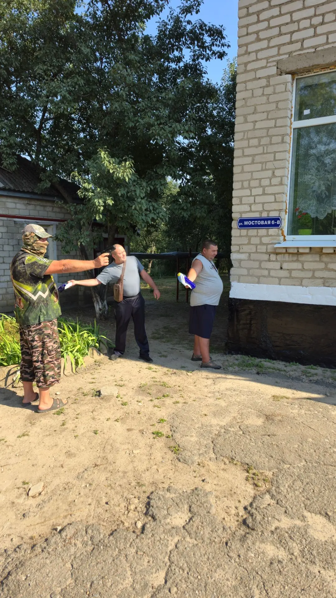 18.08.2026 в ГБОУ ЛНР "УВК "Волкодаевская школа" были проведены учения по отработке ком...