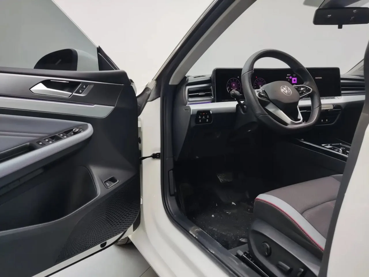 🇩🇪Volkswagen Lamando L 280TSI DSG: стильный седан из Китая!  • Дата выпуска: 2022/09 • Двигатель: 1,