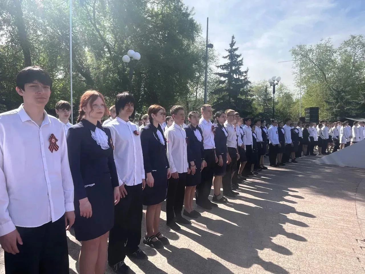 💃 Мелодия весны и благодарности: студенты ОАТК закружились в «Вальсе Победы»!  В Оренбуржье вновь пр