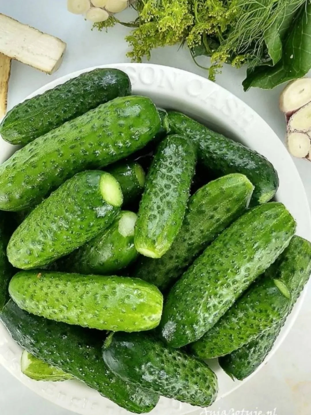 Мой рецепт соленых огурцов на 1л банку: