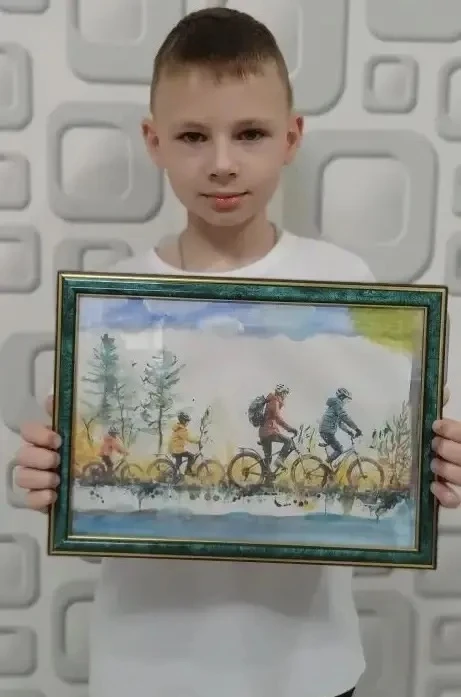 Бородёнков Иван,  Лоскутов Денис, Ничаевская София, учащиеся 2 А класса, учитель  Пархо...