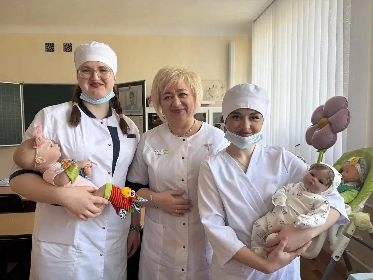 ✨Руки, которые держат жизнь: почему профессия медсестры — это призвание
❤️‍🔥Медицинская сестра / ме