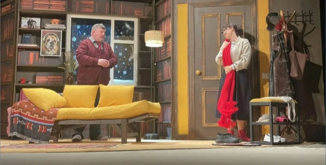 🎭 Культурная пятница в театре!  16 апреля ученики 7Б и 8В классов провели незабываемый день в Липецк