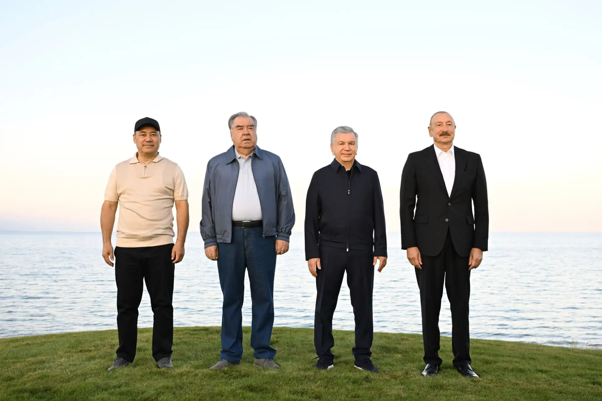 🏌️Шавкат Мирзиёев принял участие в открытии первого в Кыргызстане гольф-клуба международного класса