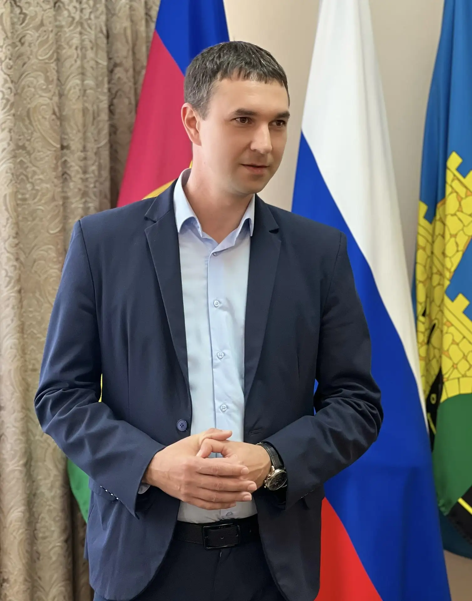 Сегодня поздравил людей особой, ответственной профессии 👨🔧 — работников жилищно-комму...