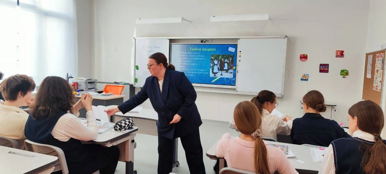 В школе 314 прошло награждение благодарственными письмами лучших учителей, которые провели открытые 