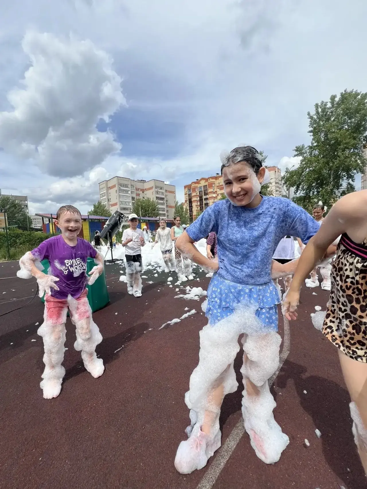 ☀️Каждый день в школьном лагере по-настоящему весело! Вот и новый день не исключение!

☀️Сначала реб
