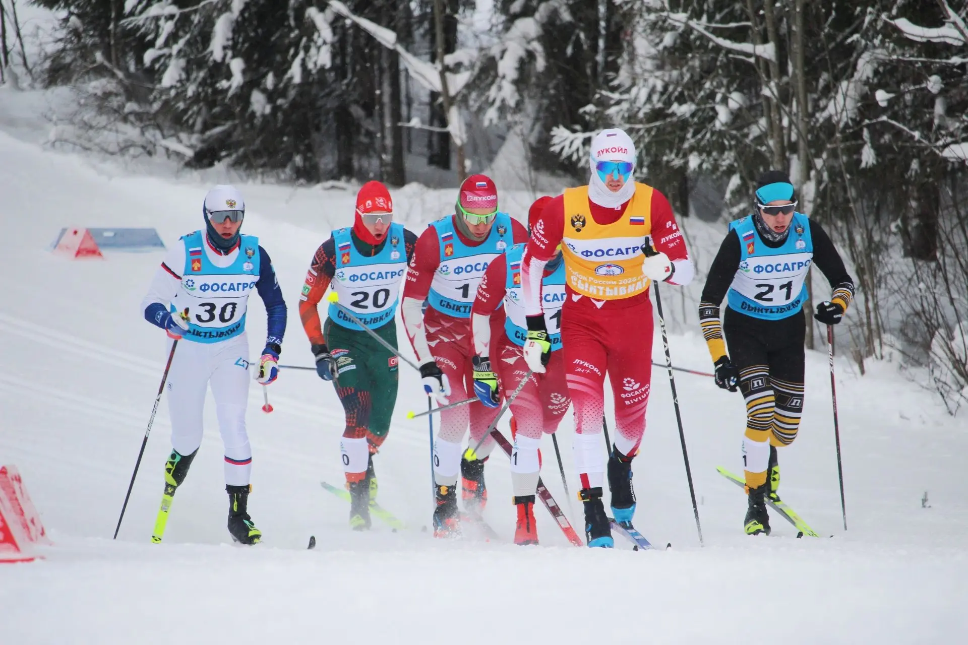 ⛷ FIS допустит российских лыжников к международным соревнованиям в новом сезоне. Выступ...