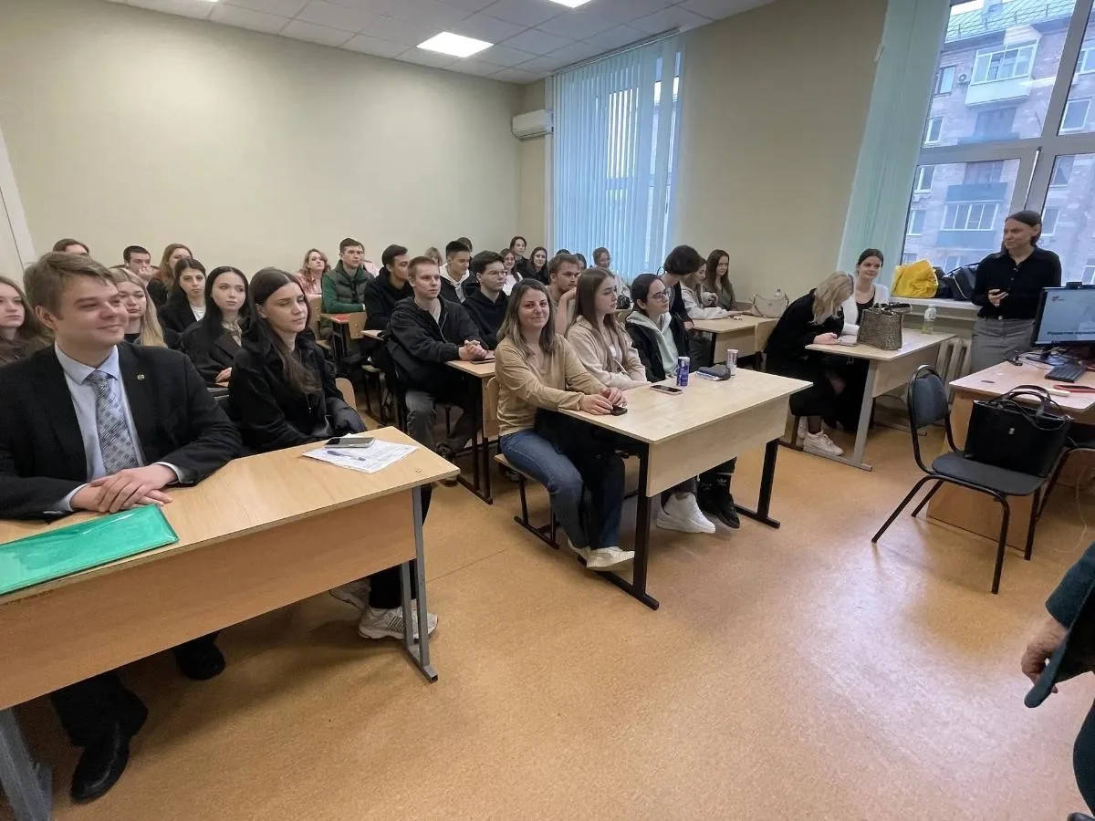 12 мая в рамках цикла встреч студентов с HR-директорами – выпускниками кафедры управлен...